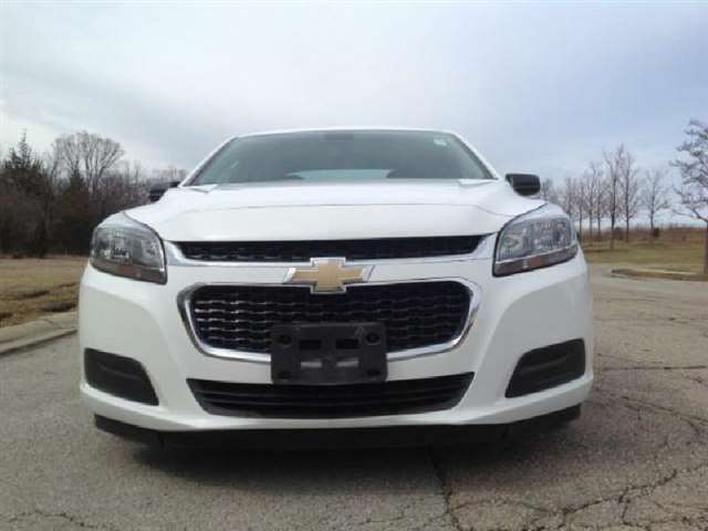 2015 Chevrolet Malibu LS 4DR Sedan